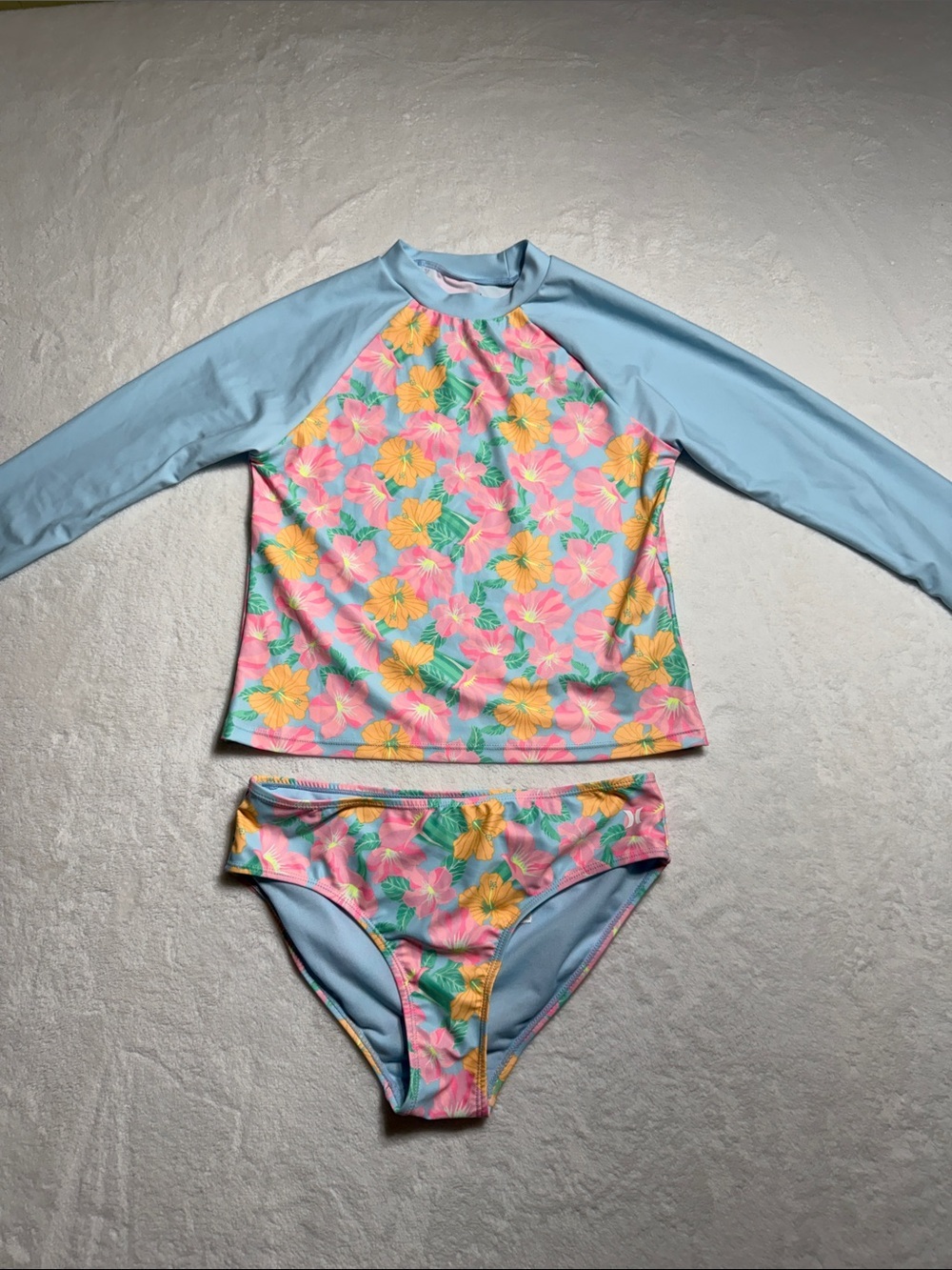 Hurley Girl’s Cute Long-Sleeve Floral Rash Guard Swim Set - Light Blue & Pink